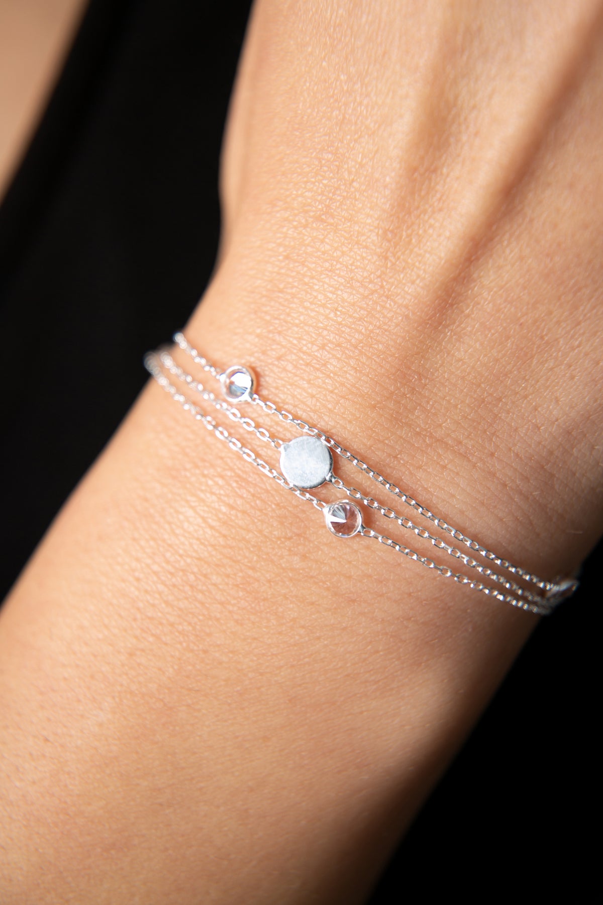 Bracelet pour femme en argent sterling 925 avec plaque en pierres précieuses détaillée , vente en gros