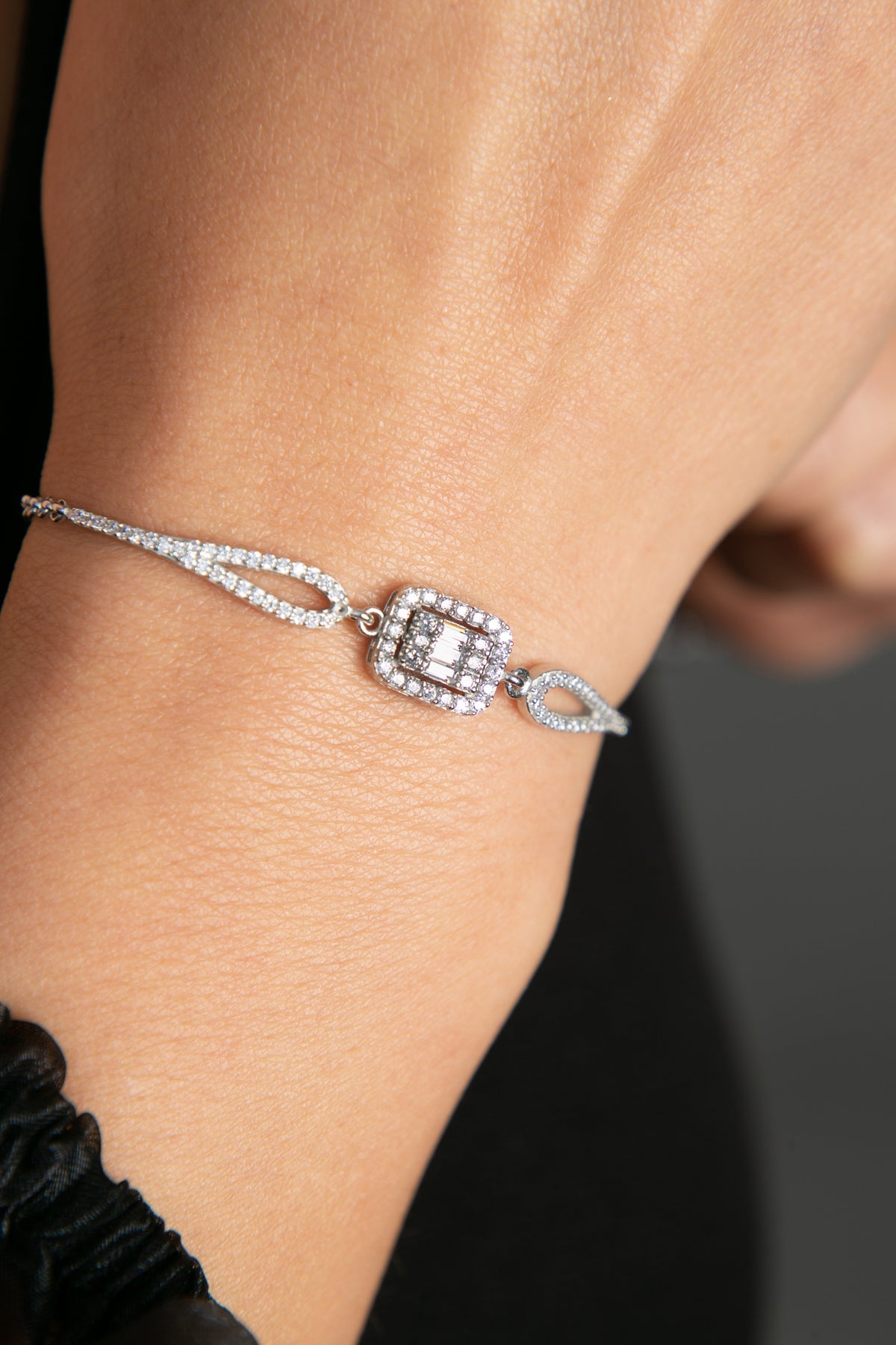 Bracelet baguette en argent sterling 925 plaqué rhodium et zircon pour femme, vente en gros 