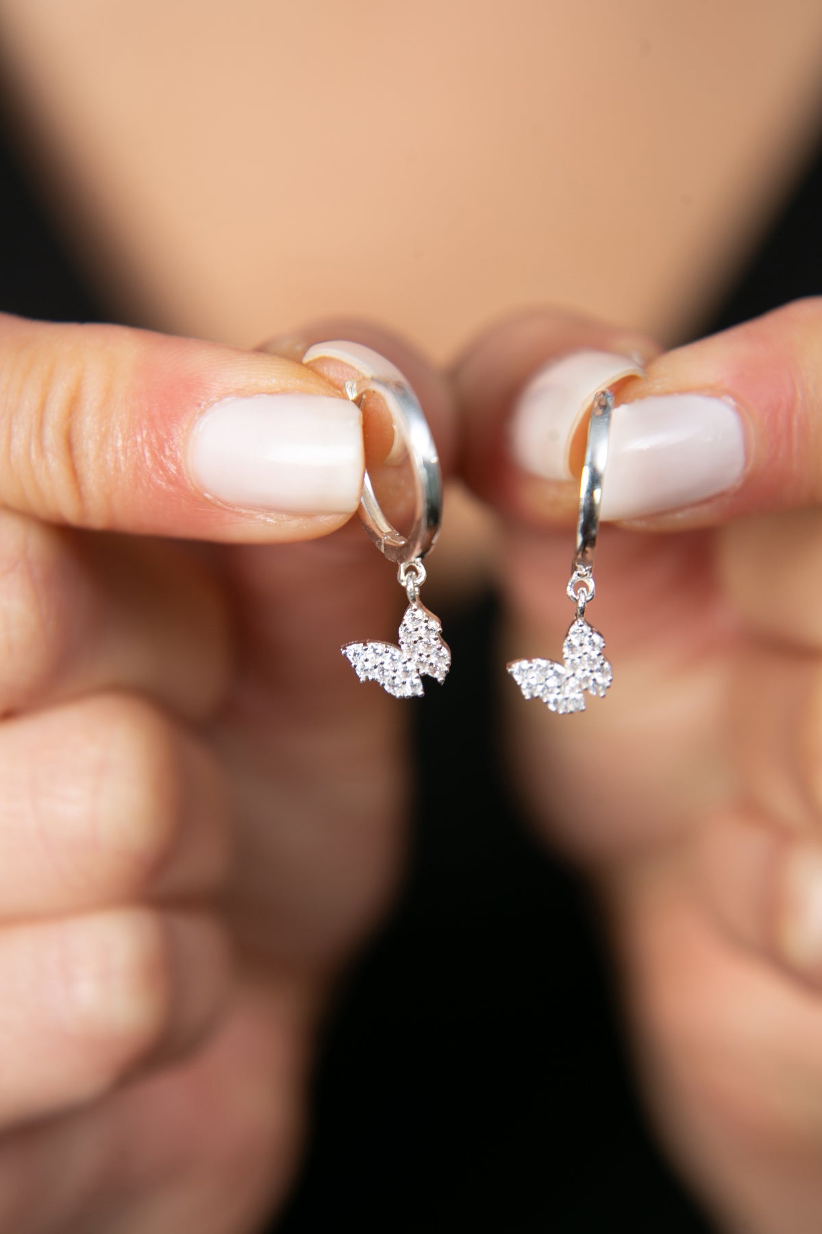 Boucles d'oreilles créoles en argent sterling 925 pour femmes, avec détail papillon, vente en gros