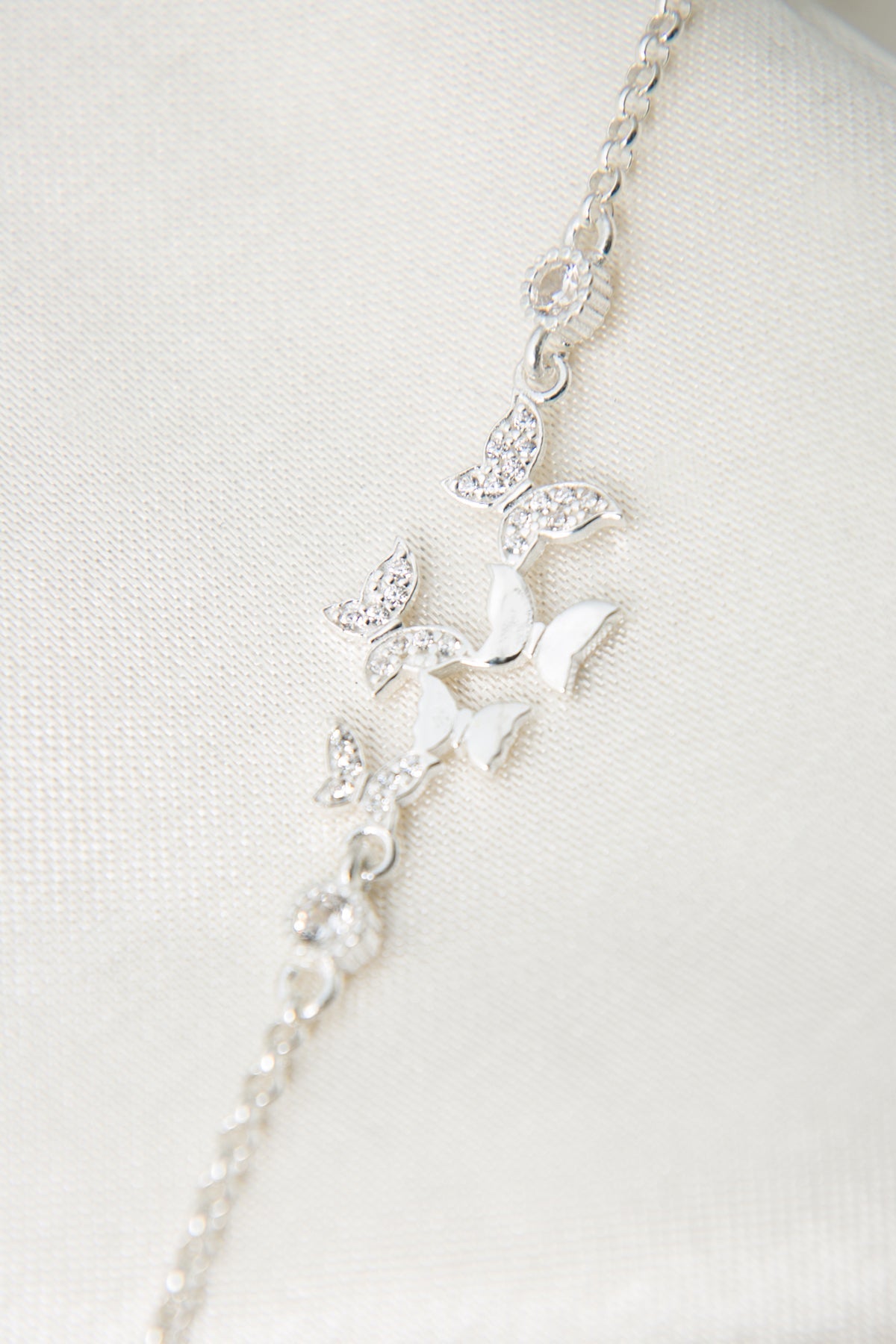 Wholesale Women's 925 Sterling Silver Flying Butterfly Bracelet