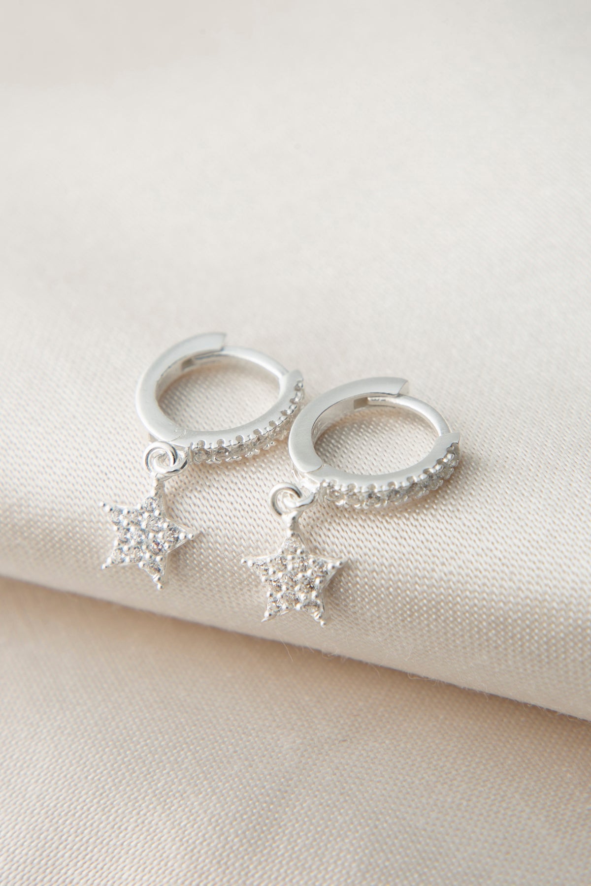 Wholesale Women's Stone Star Model 925 Sterling Silver Earrings